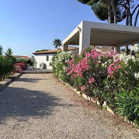 Avec Piscine A Proximite Des Plages Teulada