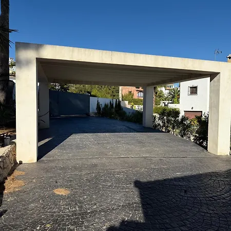 Вилла Avec Piscine A Proximite Des Plages *