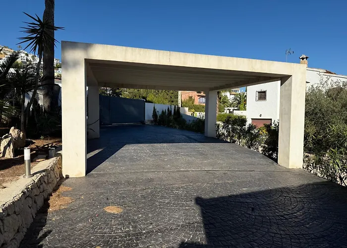 Вилла Avec Piscine A Proximite Des Plages *